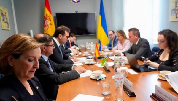 Іспанія направить 570 мільйонів євро на відновлення України