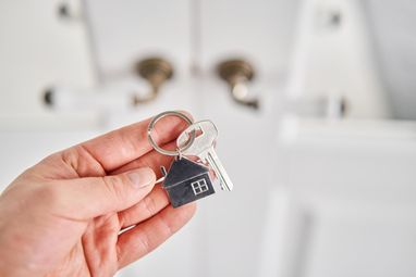 “єОселя”: як довго працювати, аби назбирати на перший внесок