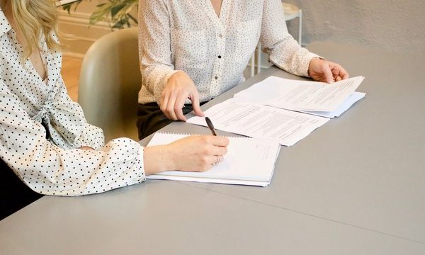 Понад 23 тисячі українців, що покинули домівки, працевлаштувалися за сприяння Державної служби зайнятості у 2026 році.