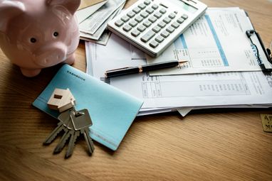 За перше півріччя українці внесли більше 6 мільярдів гривень податку на нерухомість, визначено регіони-лідери за цими платежами.