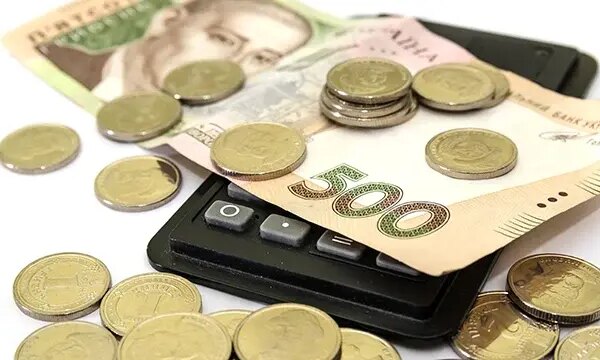 Податки при продажу квартири в Україні: що потрібно знати