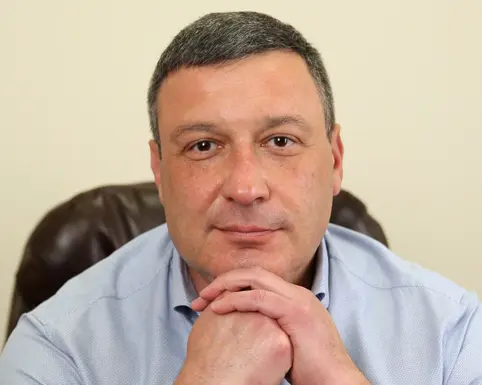 Банкір стверджує, що покриття дефіциту державного бюджету на 2025 рік планується за рахунок макрофінансової підтримки.