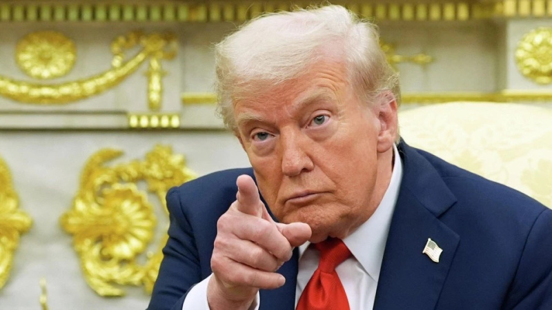 Президент США Дональд Трамп пригрозив новими митами на європейські товари у відповідь на штрафи Євросоюзу щодо американських компаній, у тому числі, наприклад, за санкцію в розмірі $1 млрд (€890 млн), яку ЄС цього тижня наклав на компанію Google, що входить до Alphabet.