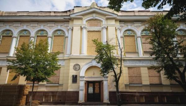 У Харківському художньому музеї завершили ремонтні роботи після удару РФ