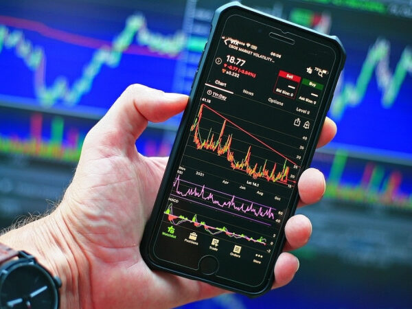 Фондова біржа Південної Кореї зазнала збитків у розмірі понад 2 трильйони доларів внаслідок падіння вартості акцій, повідомили в Міністерстві фінансів.