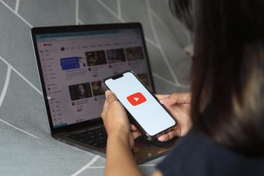 YouTube запровадив в Україні опцію Premium Lite