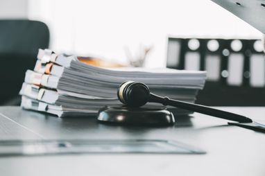 Майно під санкціями принесло 275,8 мільйона гривень: які правові перешкоди сповільнюють його реалізацію