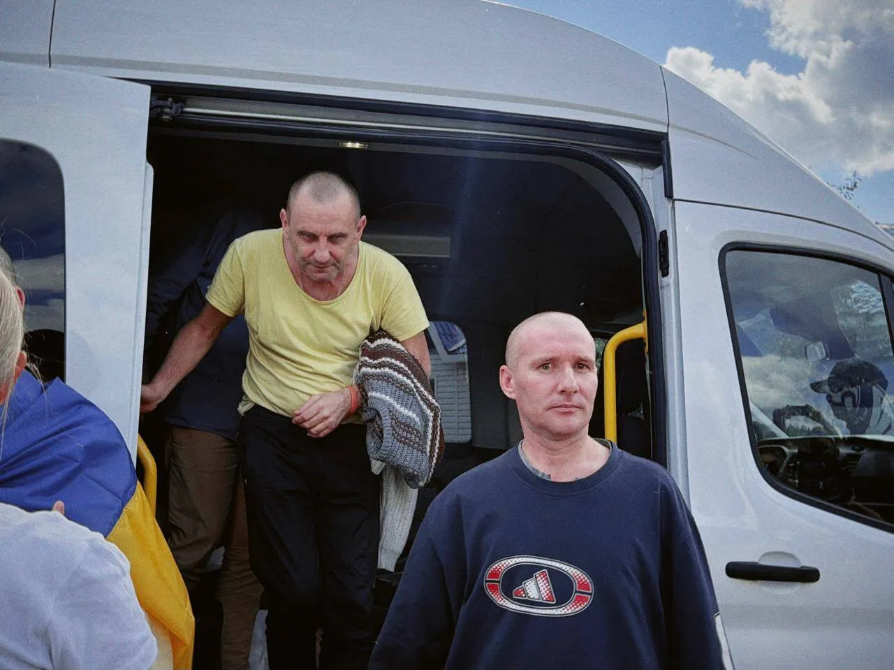 Зеленський заявив про повернення в Україну десяти військових через Білорусь