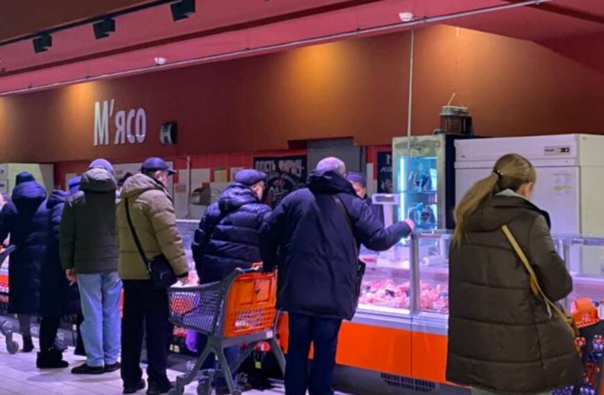Курячі яйця дешевшають, а м’ясо птиці готується до подорожчання: аграрії поінформували українців