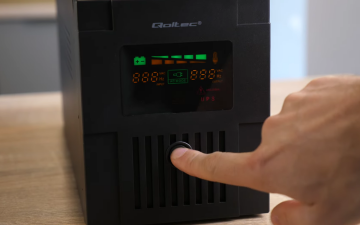 ДБЖ. Фото: скрін youtube