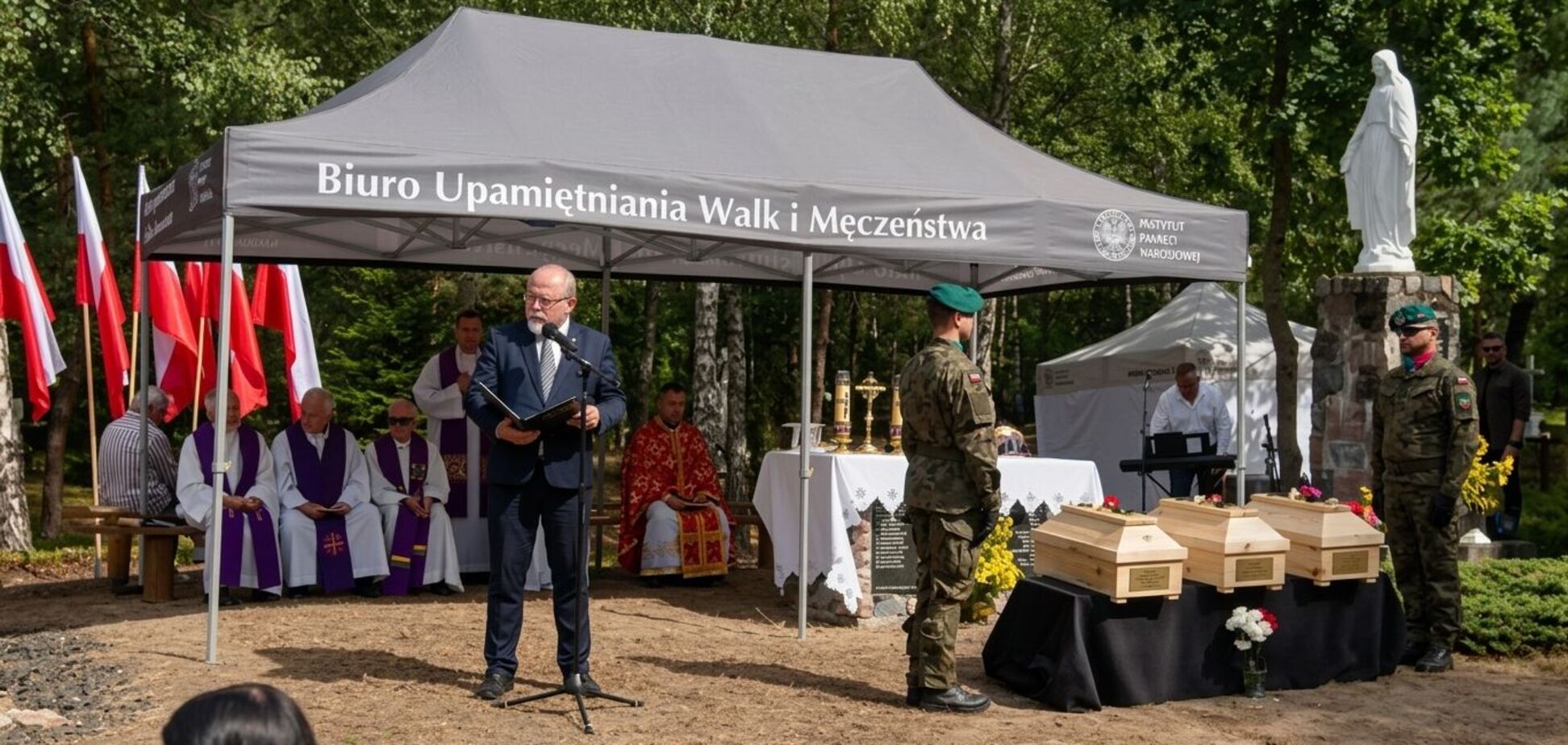 На Волині відбулася церемонія поховання жертв Волинської трагедії