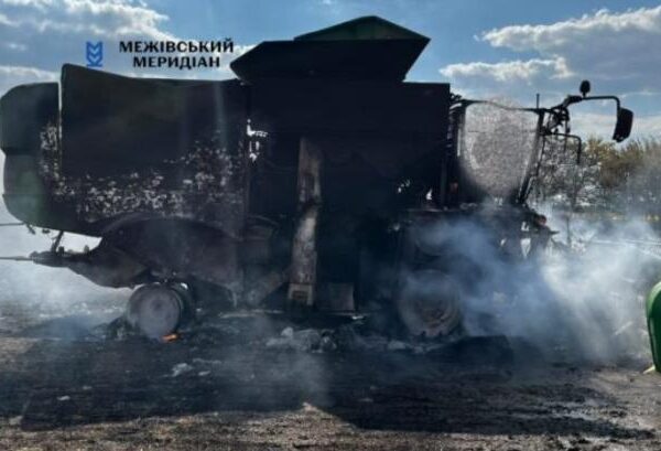Росіяни обстріляли комбайн на Дніпропетровщині, фермер загинув — КУРКУЛЬ