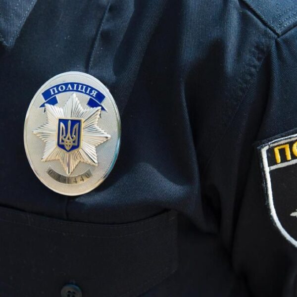 День вшанування полеглих правоохоронців: свічки, квіти та хвилина тиші 22 серпня