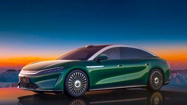 BYD представила люксовий електромобіль Da Han (фото)