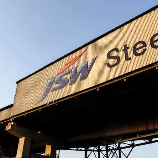 JSW Steel у липні збільшила виробництво сталі на 3% порівняно з минулим роком.