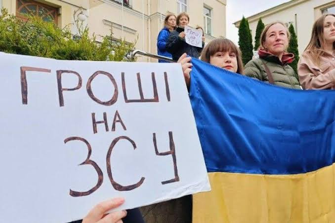 Уряд планує повністю закрити першочергові потреби ЗСУ в озброєнні, військовій техніці та боєприпасах, а також укомплектувати сили оборони особовим складом до 100%.