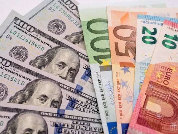 Обмінний курс 18 серпня: гривня ослабла відносно долара та євро — Мінфін