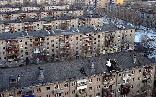 48 мільйонів українців мешкають у будинках, які не відповідають нинішнім кліматичним умовам: поради щодо вибору житла та держави від Мінфіну
