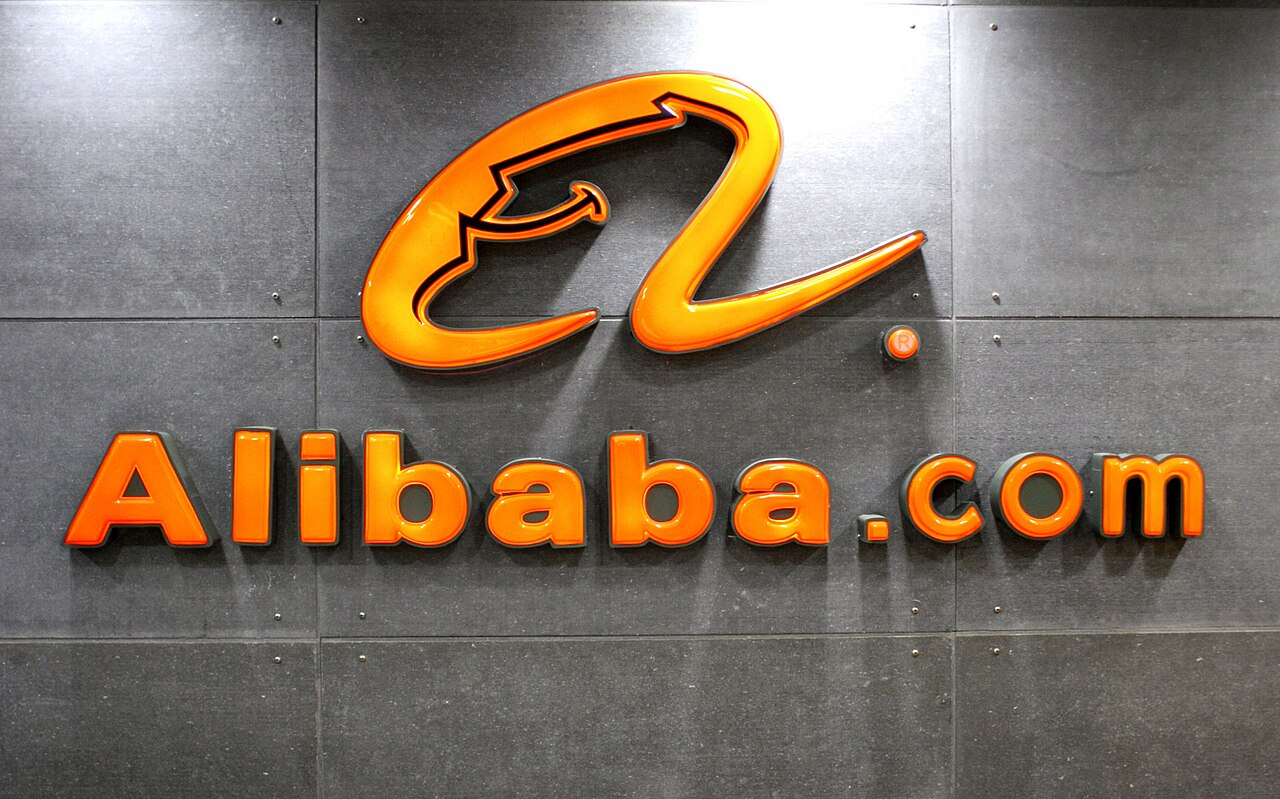 Alibaba залучила 80 млрд гонконгських доларів ($10,2 млрд) у рамках найбільшого в історії Гонконгу додаткового розміщення акцій, повідомляє Bloomberg.► Читайте сторінку «Мінфіна» у Фейсбуці: головні фінансові новиниКомпанія продала 710 млн.