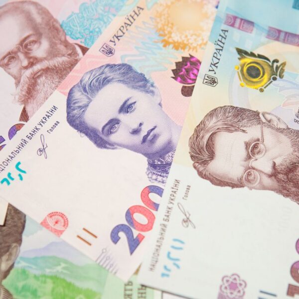 Ціна зросте до 10% до кінця року: як зберегти свої кошти