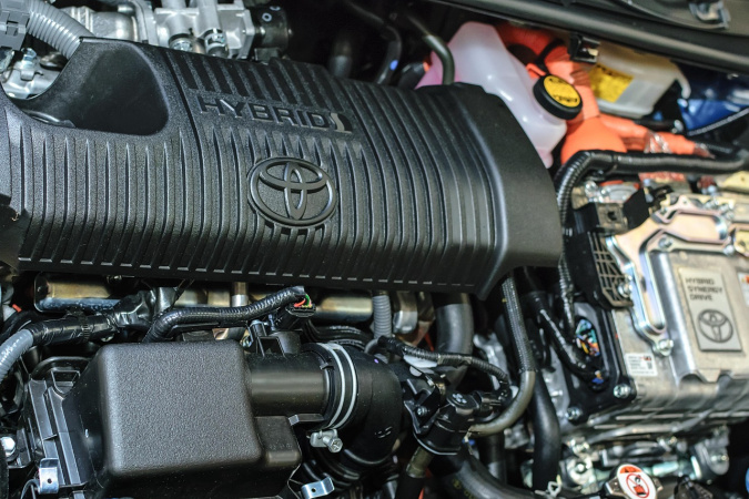 Росіяни знищили склад Toyota в Україні: можливі затримки з постачанням запчастин
