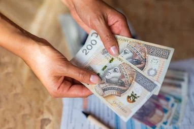 Яка сума потрібна для безтурботного проживання в Польщі