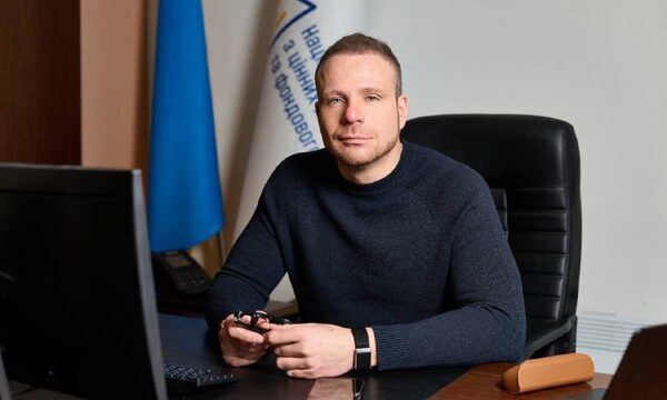 Українцям рекомендують розпочати підготовку до пенсійного віку за 20-30 років до нього: пояснення від Мінфіну