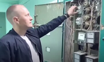 Лічильник електроенергії, знімок екрана: YouTube