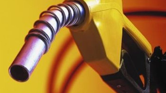 Дизельне паливо в липні зіткнулося з дефіцитом, незважаючи на зростання поставок –…
