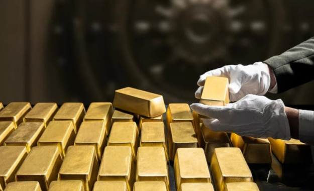 Заданими World Gold Council (WGC), центральні банки та офіційні інституції у другому кварталі 2026 року збільшили золоті резерви на 289 тонн.