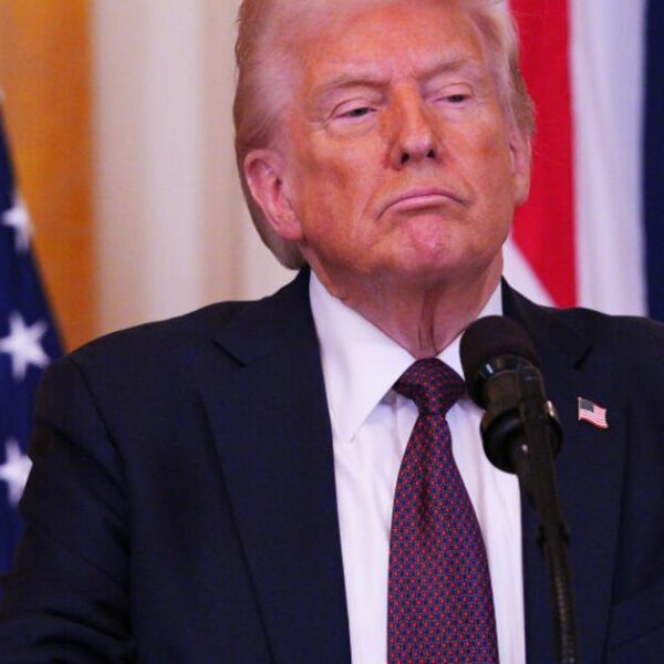 Ніщо з перерахованого вище”: Трамп розкрив причину візиту голови ЦРУ до Москви