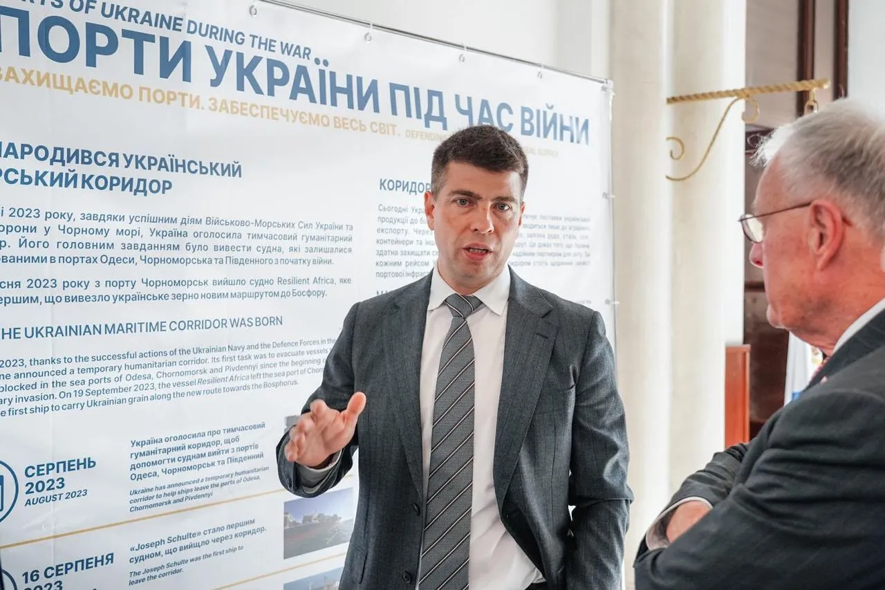 Американська сторона ознайомилась з тим, як працює Одеський порт під час повномасштабної війни.