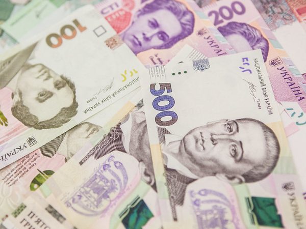 Міністерство фінансів залучило на 2,9 мільярда гривень менше від продажу ОВДП порівняно з минулим тижнем, інформує Мінфін.