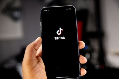 TikTok може впровадити переказ коштів у приватні повідомлення