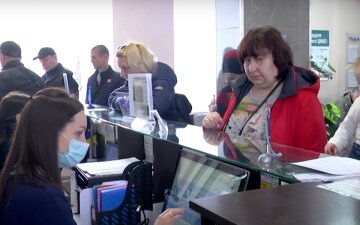 Виплати ВПО. Фото: скрін youtube