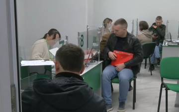 Допомога ВПО. Фото: скрін youtube