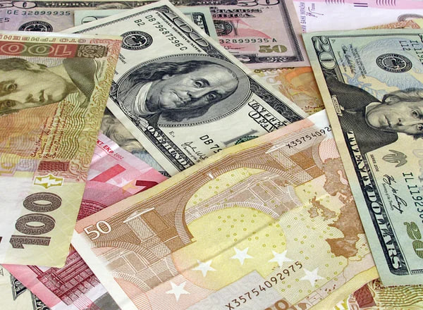 Курси валют на міжбанківському ринку: вартість долара та євро зросла на 6 копійок — Міністерство фінансів
