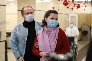 Багатодітна мати і чоловік священик, фото: клінічна лікарня швидкої допомоги у Львові