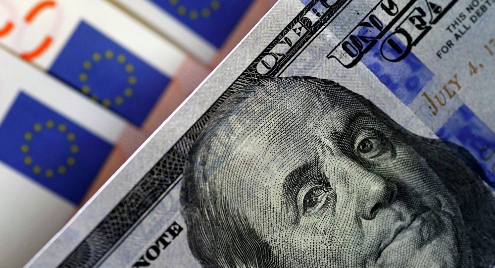 Національний банк України встановив офіційний курс гривні до долара на п’ятницю, 21 серпня, на рівні 44,61 грн за долар.