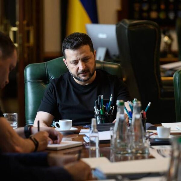Зеленський поспілкувався телефоном із радниками Трампа щодо їхнього можливого візиту до України.