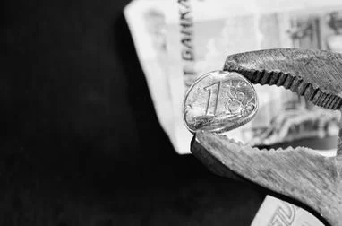 Спецслужби РФ отримають доступ до всіх транзакцій росіян