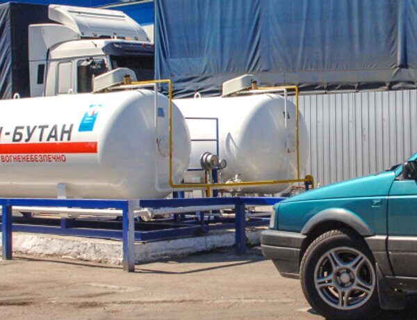 Ціни на АЗС 18 серпня: бензин та газ знижуються — Мінфін