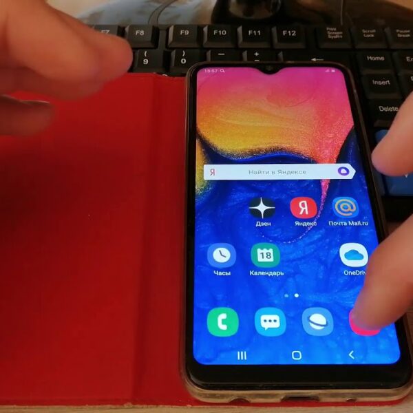 Samsung споруджує нову фабрику для гнучких екранів: ринок OLED досягне 6,3 мільярда доларів