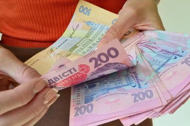 Частина внутрішньо переміщених осіб може втратити свої виплати після перевірок.