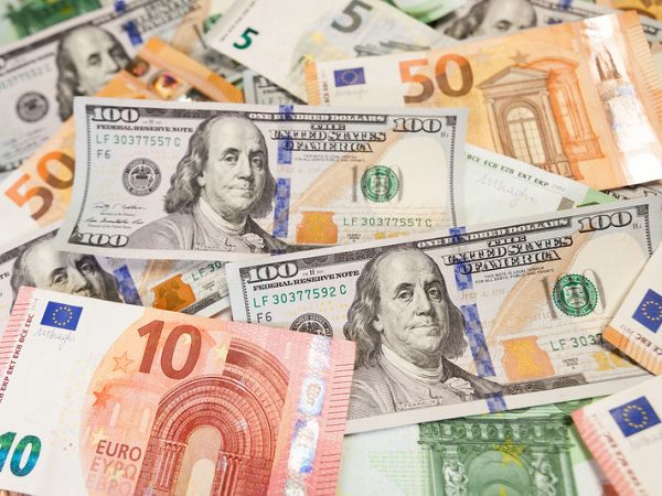 Долар та євро зросли у ціні: курс Нацбанку на 7 серпня — Мінфін