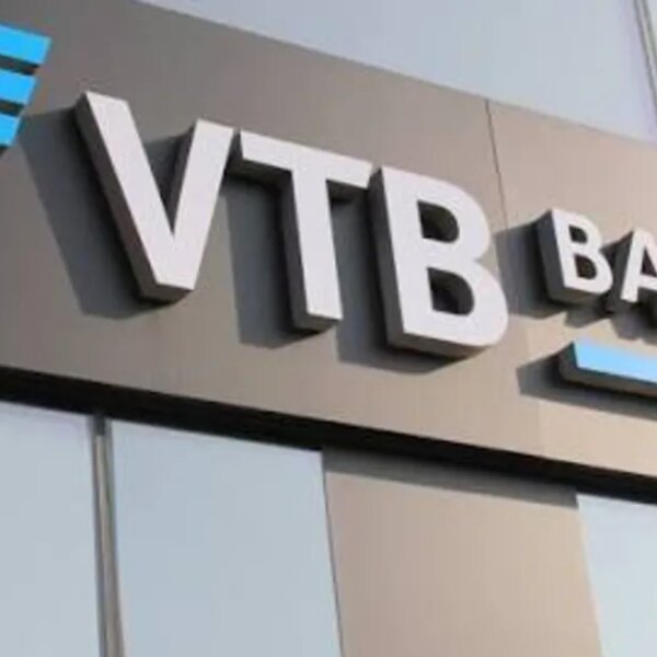 Українські військові “топлять” один із найбільших російських банків: акції ВТБ впали до рекордного рівня після атак на Ozon і Wildberries
