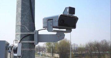 Камера для автофіксації порушень ПДР
