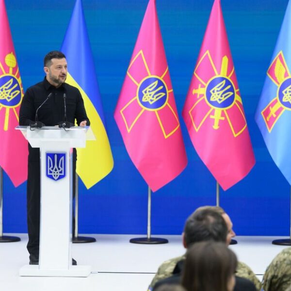 Необхідні дієві рішення”: Зеленський визначив головні завдання для Міністерства оборони під проводом Хмари. Відео