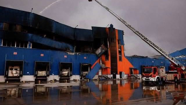 Росіяни знищили розподільчий комплекс Rozetka у Броварах, завдавши збитки на мільярди гривень, - власники