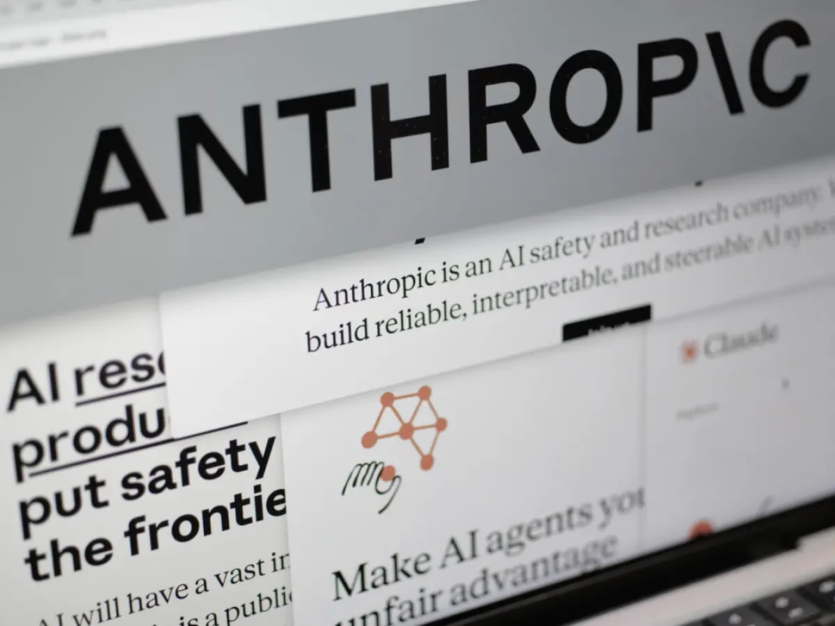 Компанія Anthropic повідомила, що запроваджує водяні знаки для текстів, які генеруватимуть майбутні версії Claude.